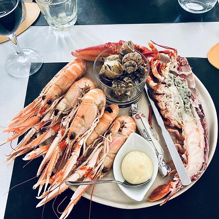 Hotel 2 Etoiles Et Restaurant Le Galet Bleu Fouras Dış mekan fotoğraf